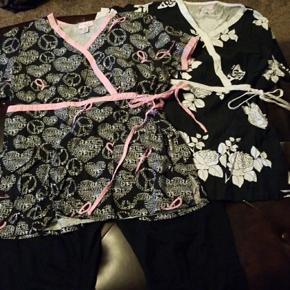 KOI..2 tops 2xl and large pants
